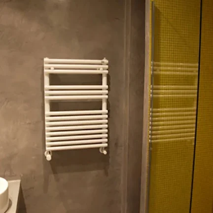 Baño de microcemento en Madrid