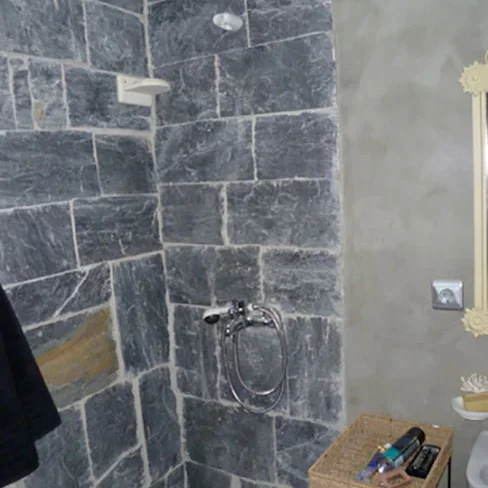 Baño de microcemento en Madrid