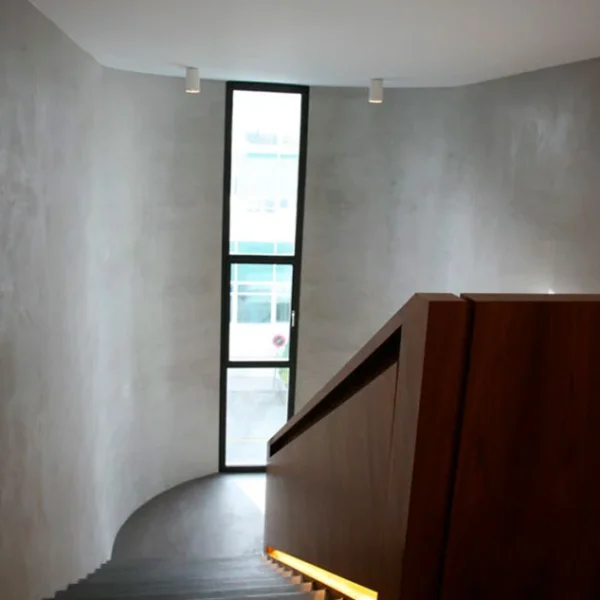 Escaleras de microcemento en Madrid
